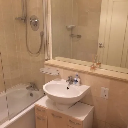 Fownes Street Central Templebar Apartment *